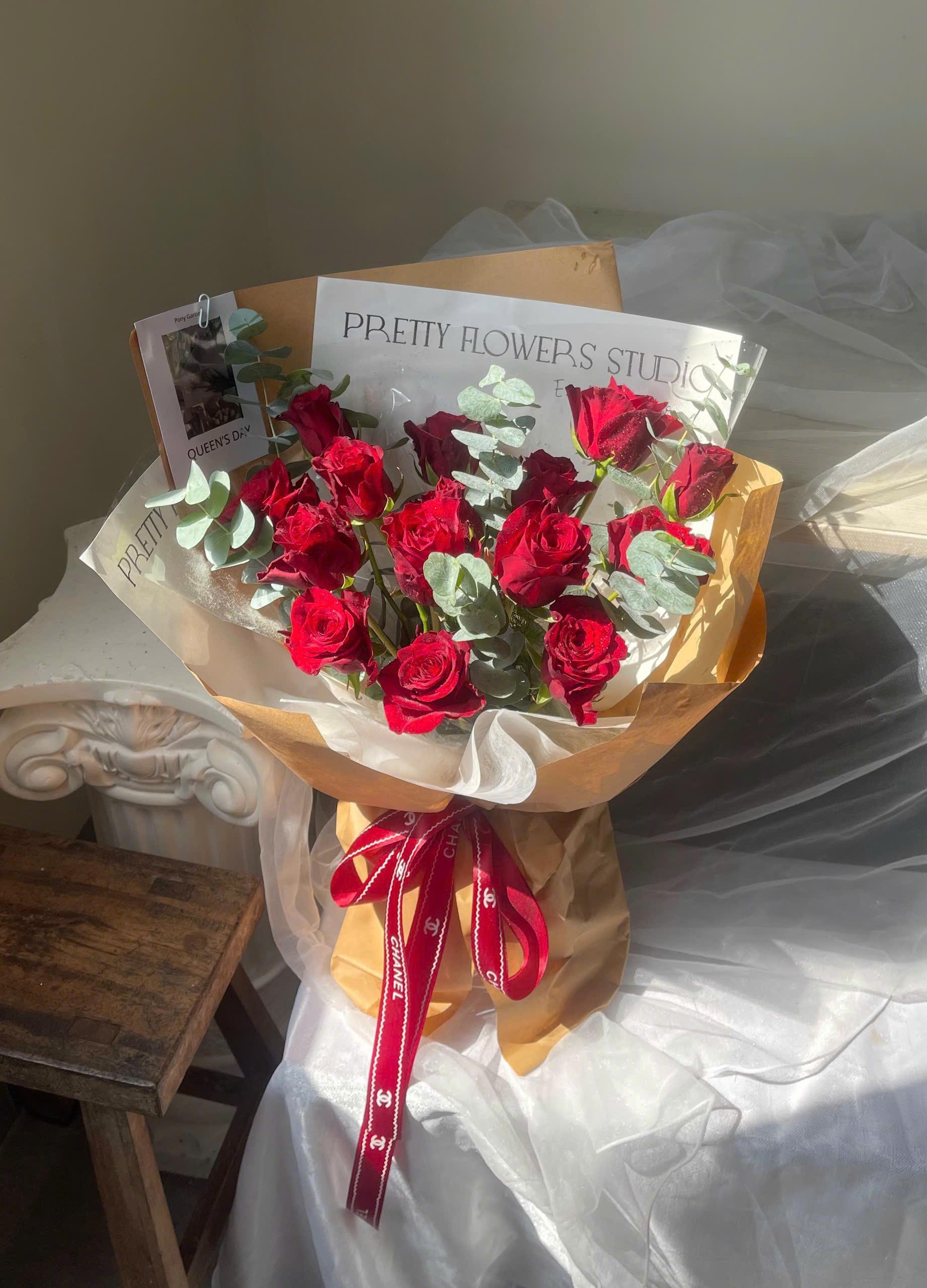 Bó hoa hồng đỏ Ecuador 14 hoa